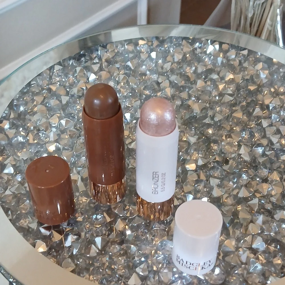 New Badgley Mischka Full Size Bronzer And Highlihter Duo Stick Set
